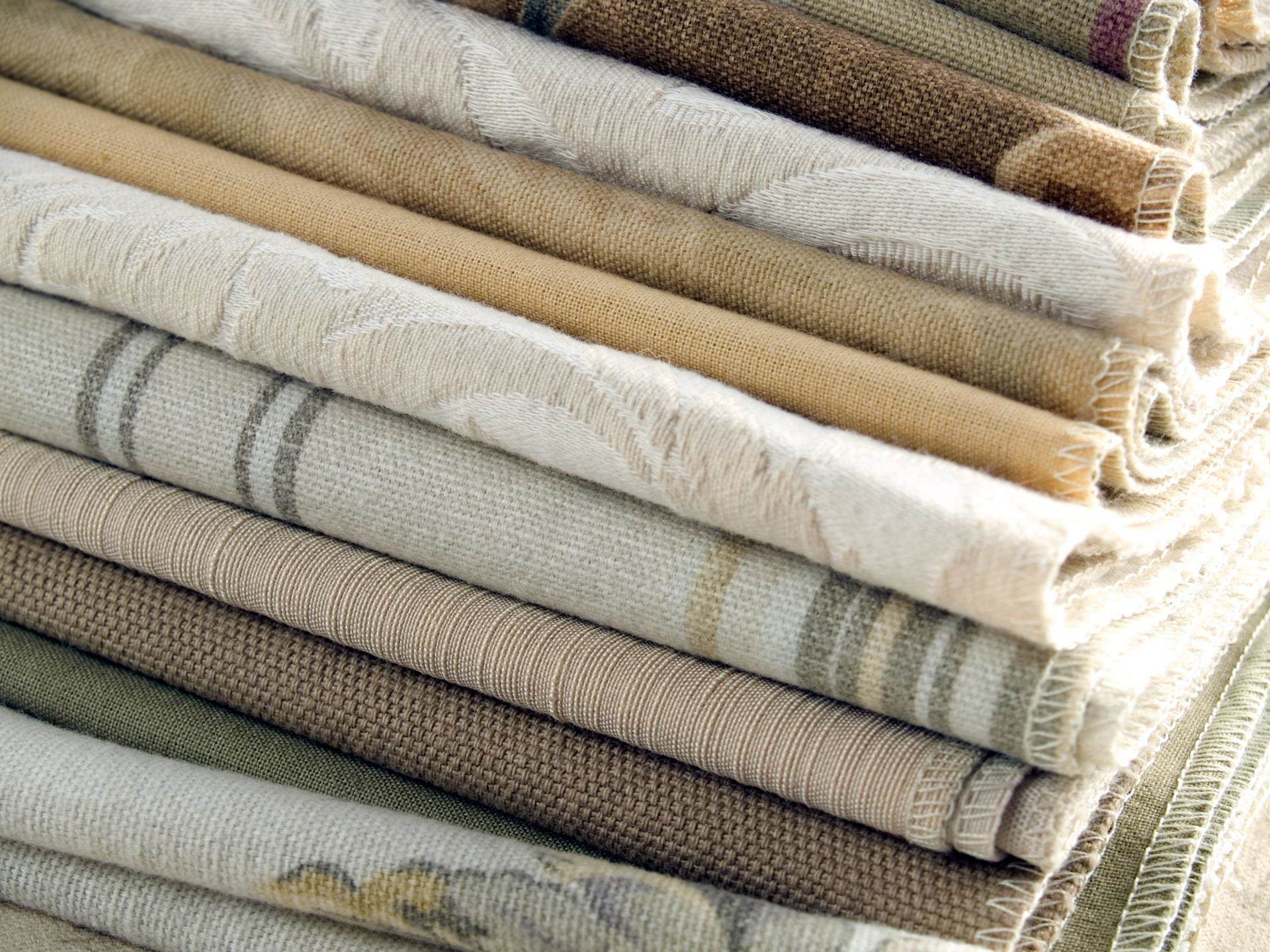 Spraying cleaner on kitchen surface